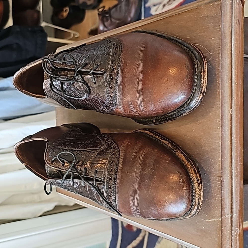 Allen Edmonds men's leather shoes